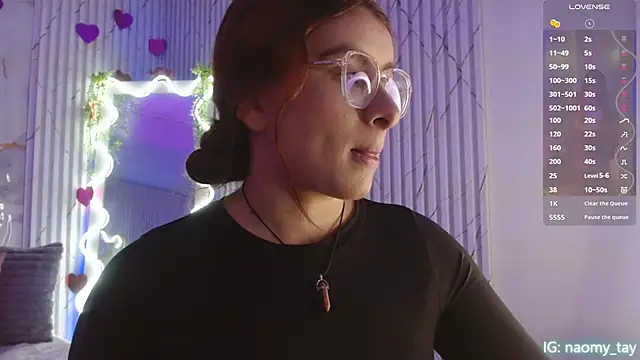 Naomy tay1 online show from February 21, 3:29 am