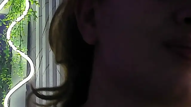 Snapshot of Naomy_tay1 chatting on May 28, 2:53 am Naomy tay1 online show from May 28, 2:53 am