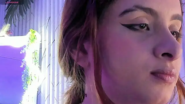 Naomy tay1 online show from July 8, 3:22 am