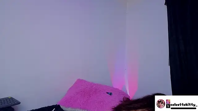 Snapshot of celestte_evans_1 chatting on March 11, 5:35 am celestte evans 1 online show from March 11, 5:35 am