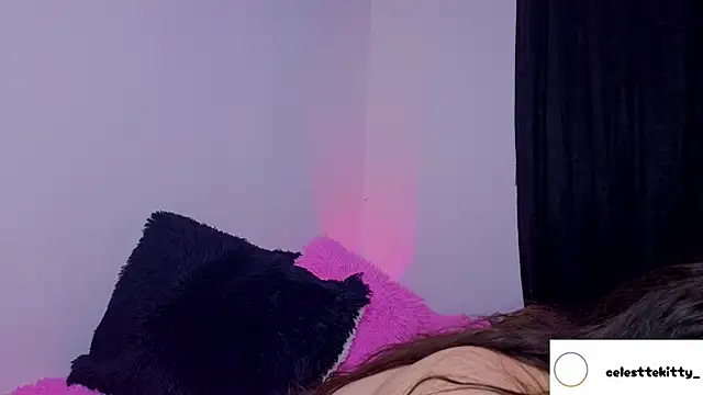 Snapshot of celestte_evans_1 chatting on March 15, 2:50 am celestte evans 1 online show from March 15, 2:50 am