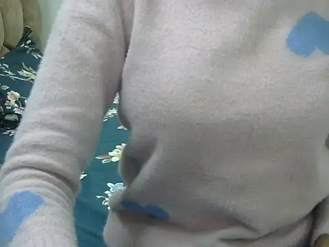 Snapshot of SONIYA_47 chatting on November 13, 2:49 pm SONIYA 47 online show from November 13, 2:49 pm