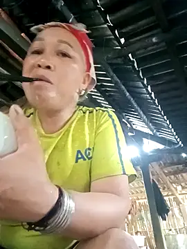 Snapshot of Mamapm20 chatting on September 17, 5:09 am Mamapm20 online show from September 17, 5:09 am