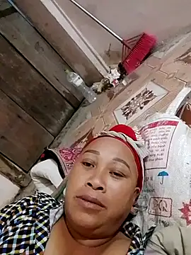 Snapshot of Mamapm20 chatting on October 11, 10:30 pm Mamapm20 online show from October 11, 10:30 pm