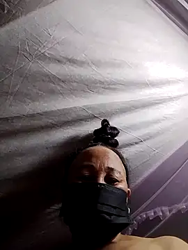 Snapshot of Mamapm20 chatting on October 15, 12:49 pm Mamapm20 online show from October 15, 12:49 pm