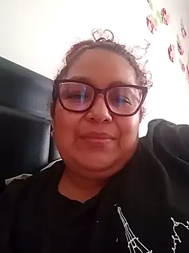 ladytropical1 online show from February 6, 8:45 pm