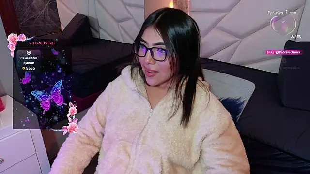 Snapshot of aysel_27 chatting on September 25, 11:41 pm aysel 27 online show from September 25, 11:41 pm