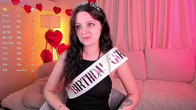 LilLisa online show from February 14, 4:15 pm