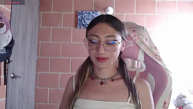 Andrea camilaaa online show from February 20, 5:02 pm