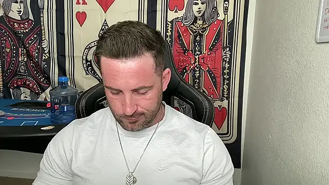 Snapshot of brettmycles28 chatting on February 3, 8:03 pm brettmycles28 online show from February 3, 8:03 pm