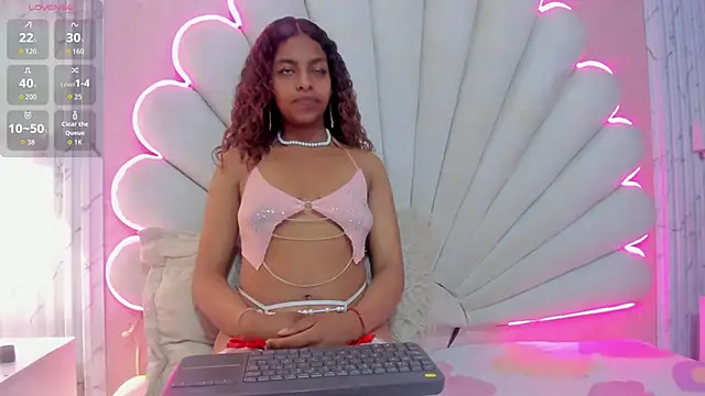 Snapshot of MisRoos chatting on September 9, 4:06 pm MisRoos online show from September 9, 4:06 pm