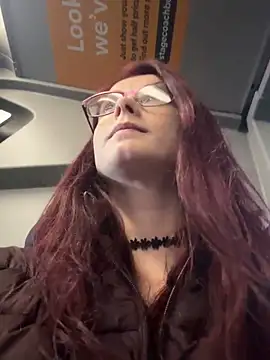 raen001 online show from November 29, 4:21 pm