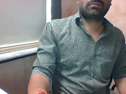 Snapshot of autophile-indian chatting on November 5, 8:14 am autophile-indian online show from November 5, 8:14 am