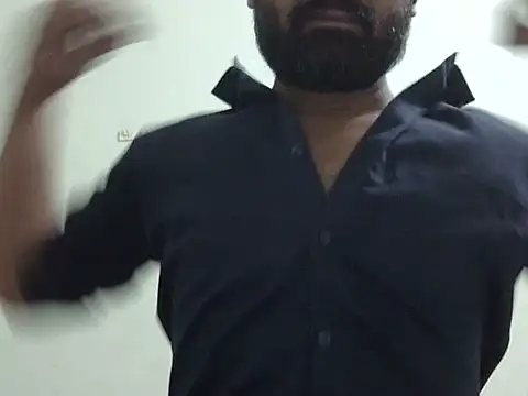 Snapshot of autophile-indian chatting on December 15, 1:48 pm autophile-indian online show from December 15, 1:48 pm