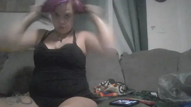 Snapshot of TWiSTYTheTwizted chatting on July 14, 6:24 pm TWiSTYTheTwizted online show from July 14, 6:24 pm