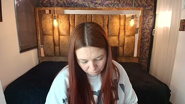 Isa Thompson   online show from March 7, 12:13 pm