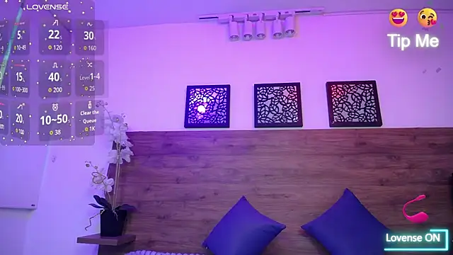 AlexandraCambell online show from September 8, 7:46 pm