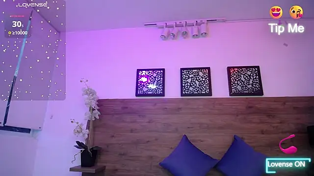 AlexandraCambell online show from September 17, 7:37 pm