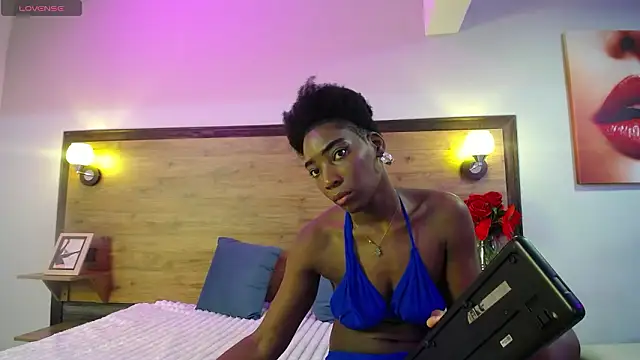 AlexandraCambell online show from February 1, 12:59 pm