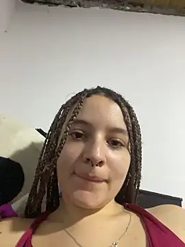karla-thomsom10 online show from May 26, 10:39 pm