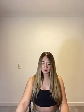 Zara Ross online show from October 12, 3:05 am