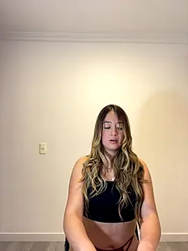 Zara Ross online show from November 18, 3:01 am