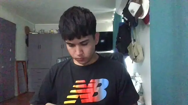 Snapshot of angxhot chatting on January 5, 5:27 pm angxhot online show from January 5, 5:27 pm