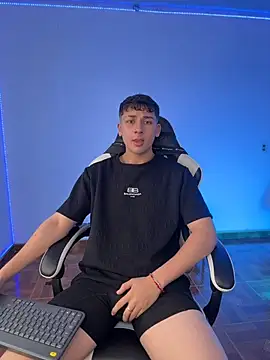 Casper   kyy online show from March 8, 8:01 pm