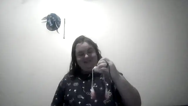 LittleBunny3 online show from December 2, 11:34 pm