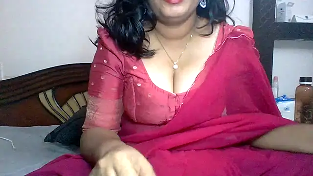 Snapshot of anu-anu2002 chatting on June 23, 8:01 am anu-anu2002 online show from June 23, 8:01 am