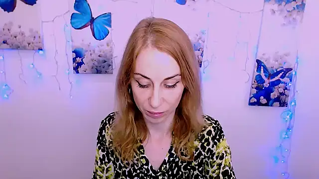 Snapshot of Create_your_own_sun chatting on October 11, 1:09 pm Create your own sun online show from October 11, 1:09 pm