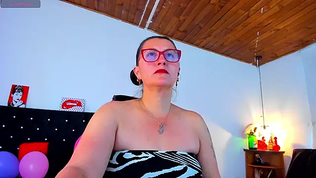 D Martii online show from November 7, 12:49 pm