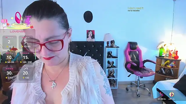 D Martii online show from November 20, 1:11 pm