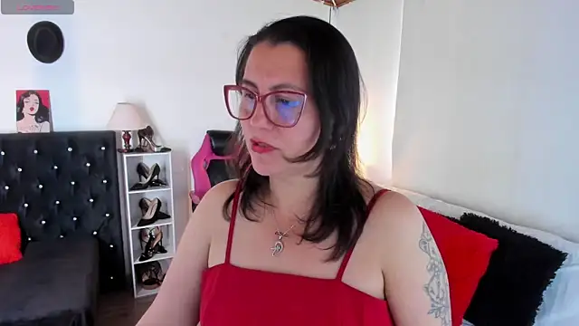 D Martii online show from November 25, 1:22 pm