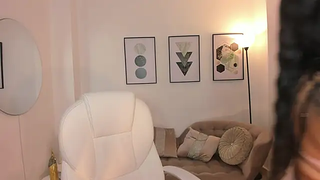 Beverly johnson online show from October 15, 3:39 am