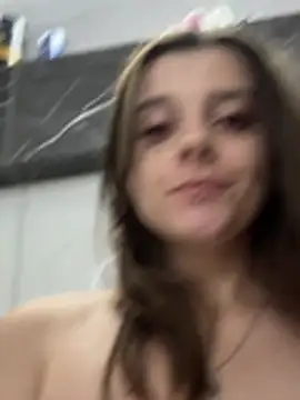 LilyIrons online show from June 17, 11:16 pm