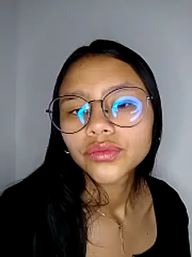 SofieLove 01 online show from February 10, 7:45 am