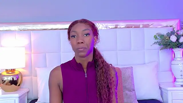 MadeleineHocker online show from November 9, 12:14 pm