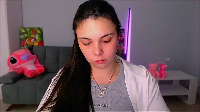 Snapshot of queenofthesense_ chatting on October 28, 4:53 pm queenofthesense online show from October 28, 4:53 pm