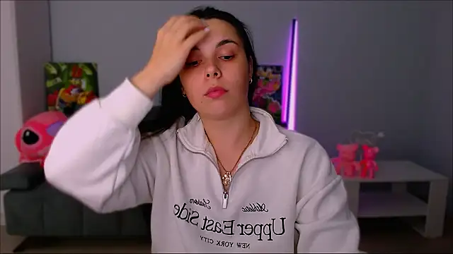 Snapshot of queenofthesense_ chatting on October 29, 5:25 pm queenofthesense online show from October 29, 5:25 pm