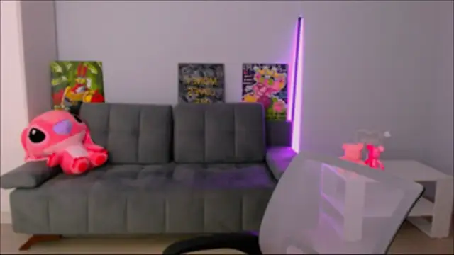 Snapshot of queenofthesense_ chatting on October 30, 4:08 pm queenofthesense online show from October 30, 4:08 pm