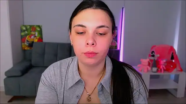 Snapshot of queenofthesense_ chatting on November 9, 10:13 am queenofthesense online show from November 9, 10:13 am