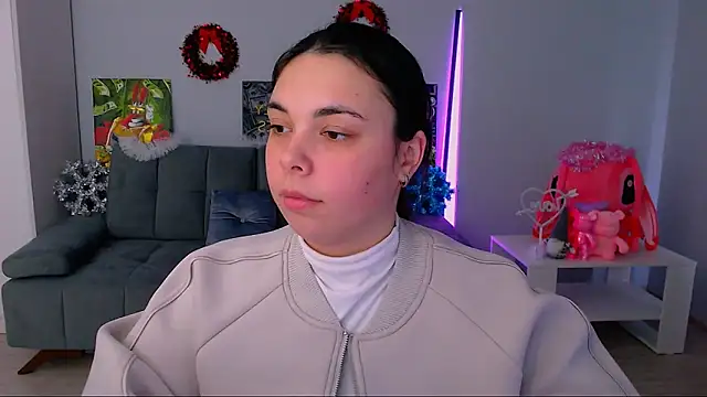 Snapshot of queenofthesense_ chatting on December 4, 8:56 am queenofthesense online show from December 4, 8:56 am