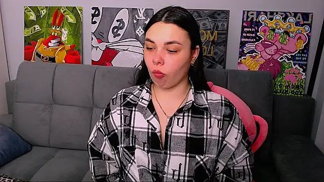 queenofthesense  online show from March 9, 12:09 pm