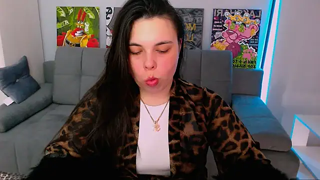 queenofthesense  online show from March 13, 10:55 am