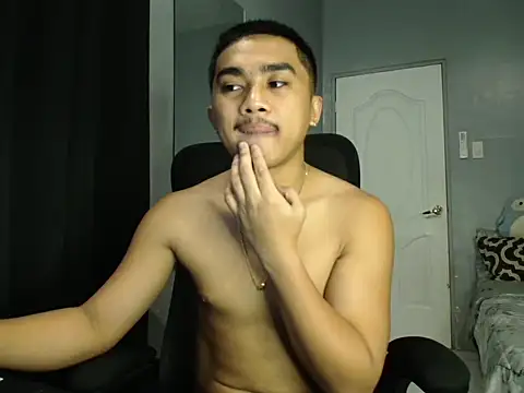 pinoyAdrianneXXX online show from November 19, 2:33 am