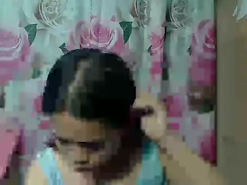 Snapshot of exoticpinay_dolly chatting on June 11, 6:00 am exoticpinay dolly online show from June 11, 6:00 am