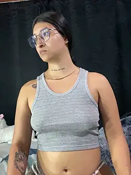 EVAH LEE  online show from September 19, 1:51 am