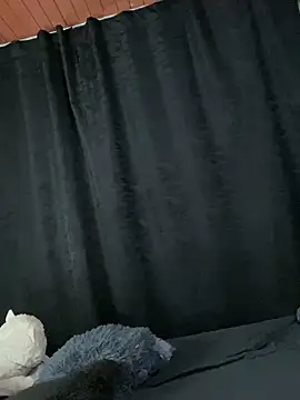 Snapshot of EVAH_LEE_ chatting on May 28, 3:26 am EVAH LEE online show from May 28, 3:26 am