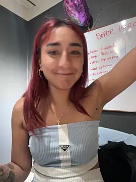 Snapshot of JuliethaDemon_ chatting on November 5, 1:00 pm JuliethaDemon online show from November 5, 1:00 pm